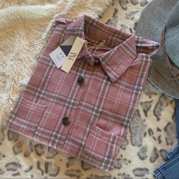 New Plaid Stripe Oversized Flannel Top Shacket - Picture 5 of 7